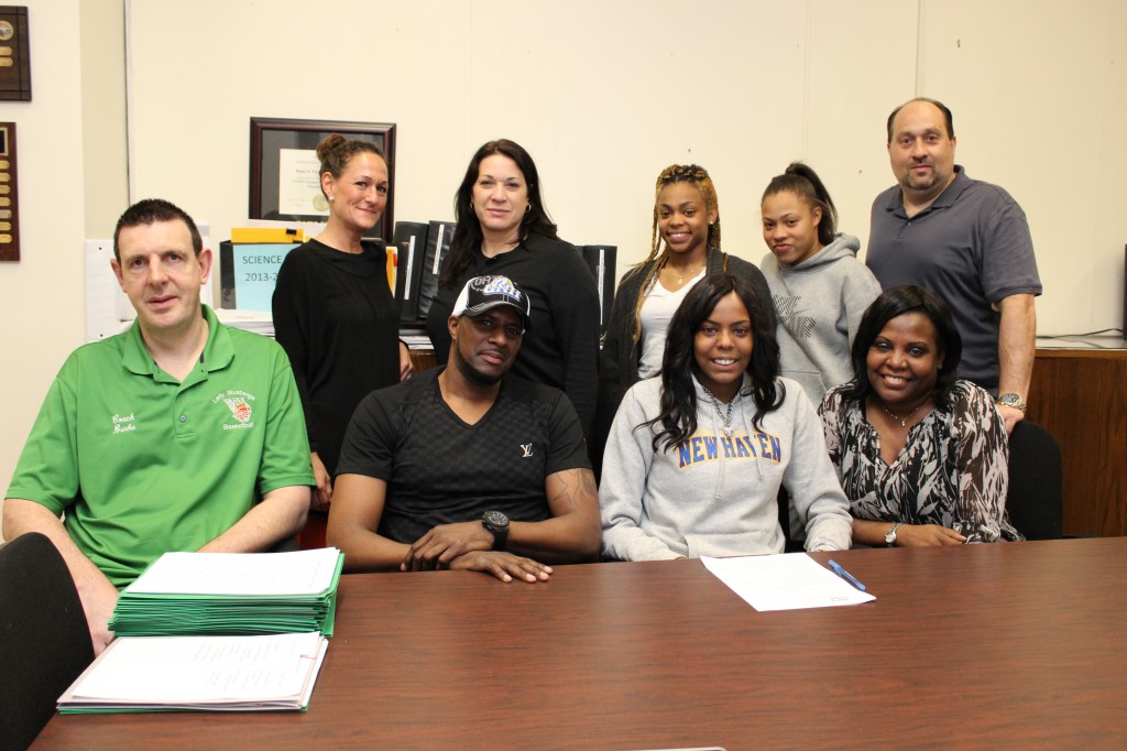 Quana Smith Signs